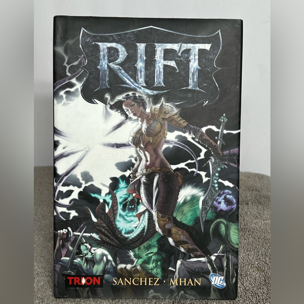 Rift - Telara Chronicles Trion Hardcover Graphic Novel Sanchez DC Comics